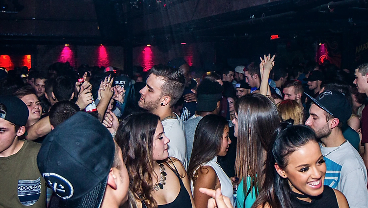 What's The Clubbing Age In Canada?